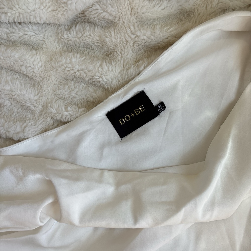 WHITE DRESS!! - Picture 4 of 4